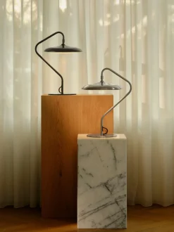 ARTIST TABLE LED BLACK