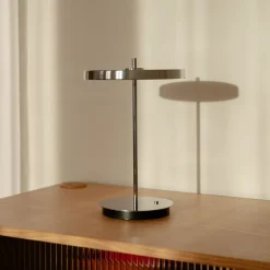 Asteria Move Monochrome