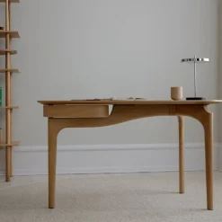 Asteria Move Monochrome