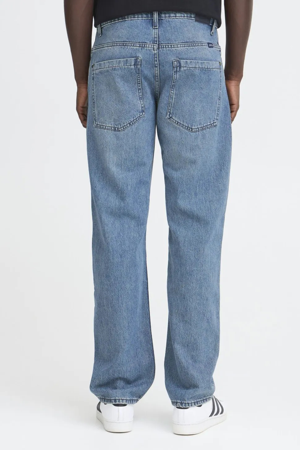 BHFLAKE LOOSE FIT JEANS