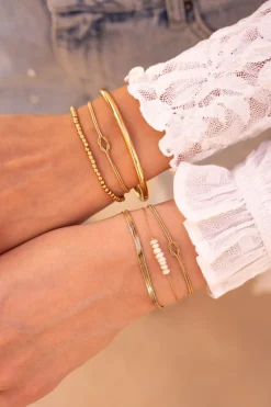 Bracelet forever connected knot