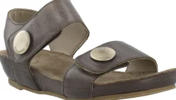 CASAVA Button Sandal West Leather