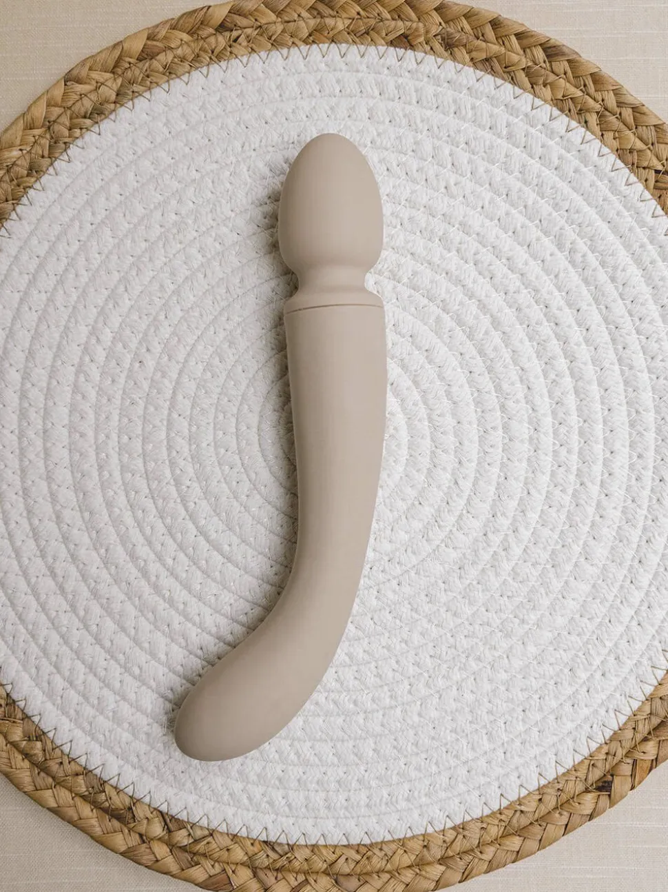 Cassia Magic Wand Vibrator