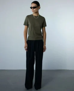 Classic Fit T-shirt Women