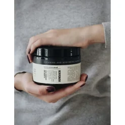 Cleaning and Scrubbing Paste