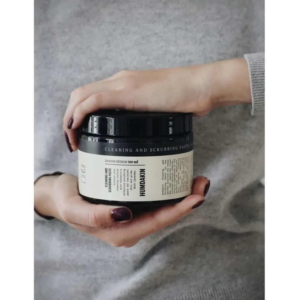 Cleaning and Scrubbing Paste