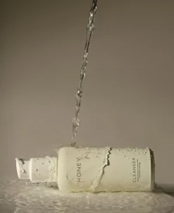 Cleanser - purifying milky face wash