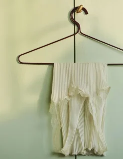 Colour Hanger-Set of 3-Maroon red