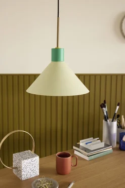 Crayon Lamp Green