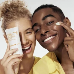 Daily UV Defense Sunscreen SPF 30 - UVA and UVB Protection