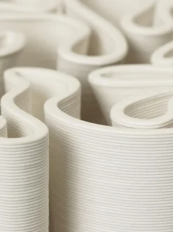 Dedali Vase - H25 - Off-white