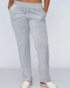 Del Ray Classic Velour Pant Pocket Design