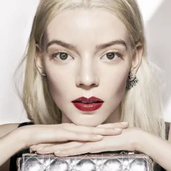 DIOR Addict - Shine Lipstick - 90% Natural Origin - Refillable 3,2 g