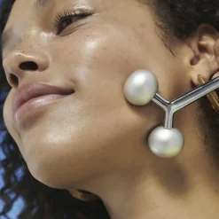 Dual-Headed Facial Roller - Face & neck