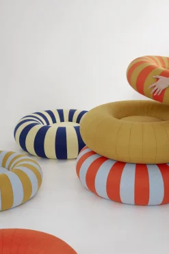 FLOAT, SMALL, OCHRE/RED