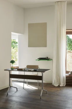 Flowerpot Portable Lamp VP9, Magnetic Charger