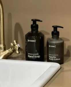 Gaveæske Hand & Body Duo Lemongrass/Rosemary/Cedar wood.