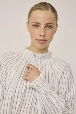 Grady 3 Langærmede bluse med høj krave - LENZINGECOVERO