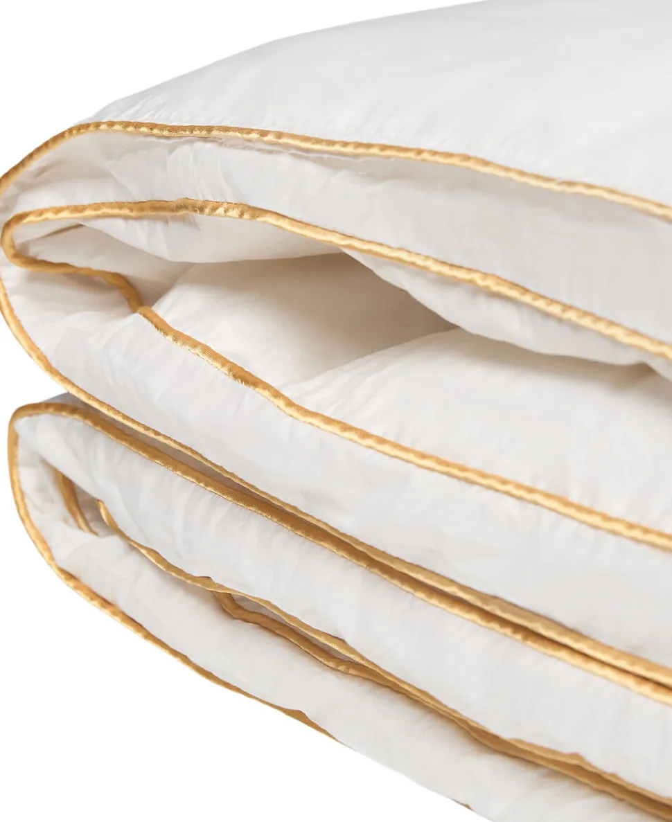 Guld Moskusdun Täcke - Medium 150x210 cm.