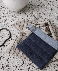 Hale Tea Towel - Sand/Black