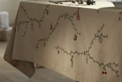 Hammershøi Christmas Dug 150x370 cm sand