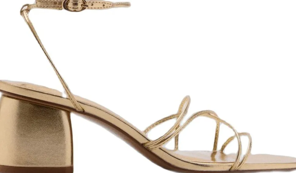 Heeled sandal with crossed straps