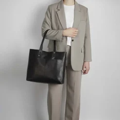 JaydaMBG Shopper, Antique