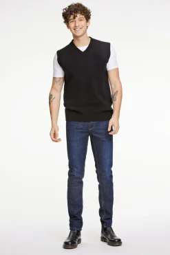 Lambswool v-neck slipover