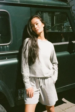 Light stretch crew neck top - Hila