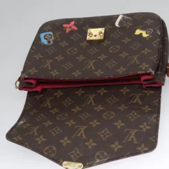 Louis Vuitton Pochette Métis