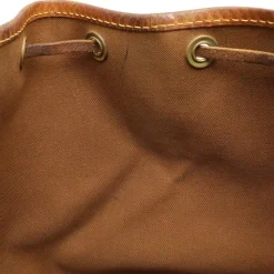 Louis Vuitton Shoulder Bags