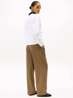 MDRN REG CORP LOGO C-NK SWTSHRT