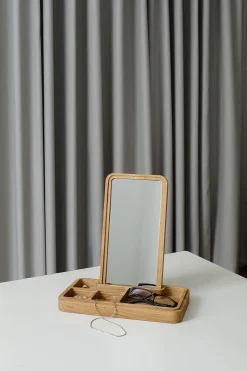 Mirror Box
