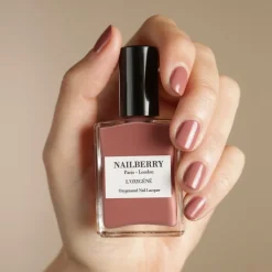 NAILBERRY Cashmere