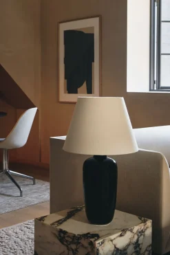 Plinth Cubic, Calacatta Viola