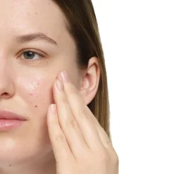 Salicylic Acid 2% Anhydrous Solution