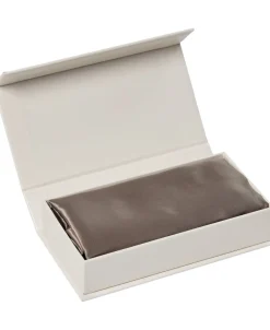 Silke pudebetræk med lynlås, 100 % morbærsilke, 60x63 cm, mørk beige