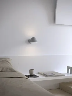 Stay | Væglampe | Grå