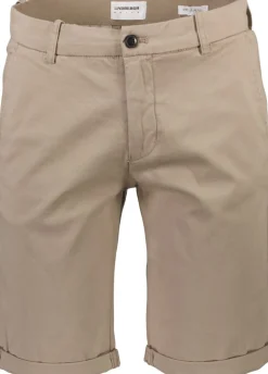 Superflex chino shorts
