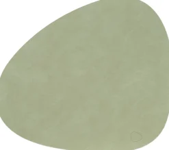 TABLE MAT CURVE L 37X44CM NUPO olive green