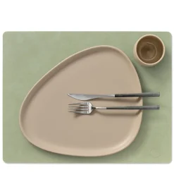 TABLE MAT SQUARE L 35X45CM NUPO olive green