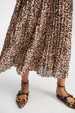 TAULLA Pleated Skirt