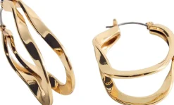 Twisted hoop earrings