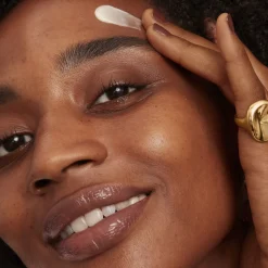 Vitamin Enriched Face Base Moisturizer + Primer