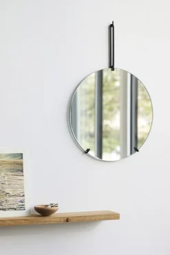 Wall Mirror spejl 70 cm.