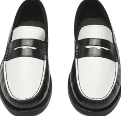 Willard Contrast Loafer
