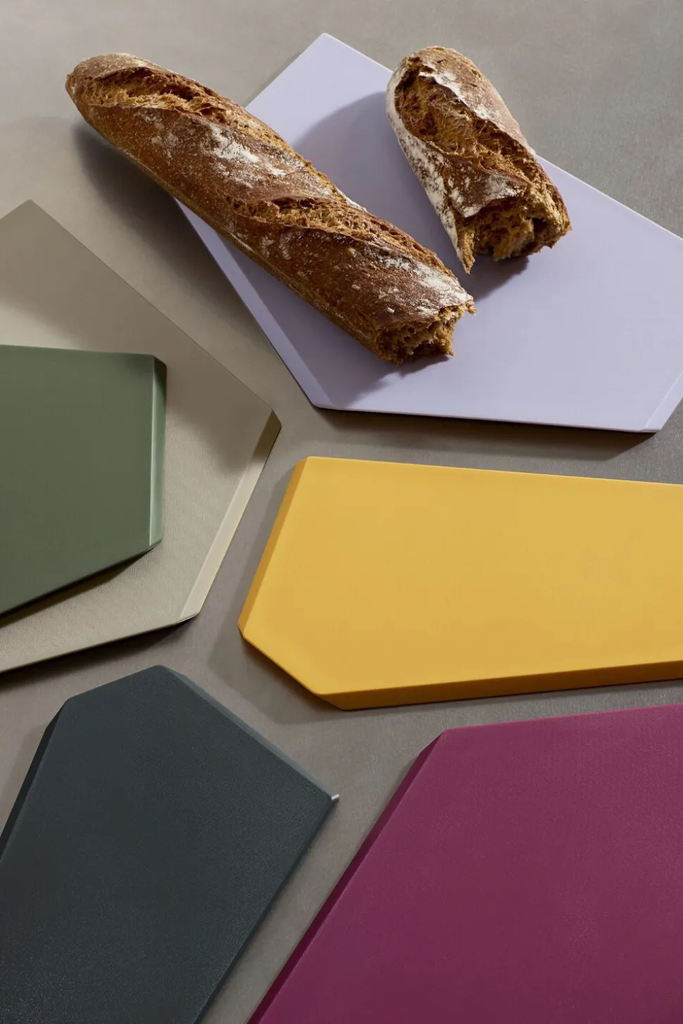 Zurich cutting board medium, lavender